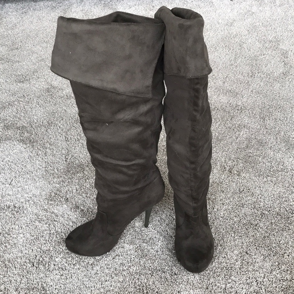 Michael Antonio Brown Suede Boots